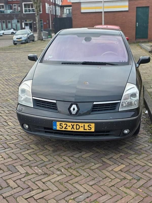 Occasion 2007 Renault Vel Satis Hatchback | € 1.250 - Afbeelding 1/4