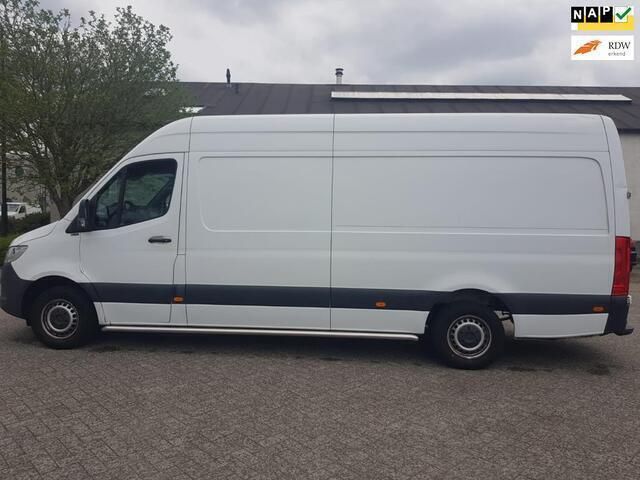 Wit Gebruikt 2020 Mercedes Sprinter Van | € 22.850 (Duur) - Afbeelding 1/4