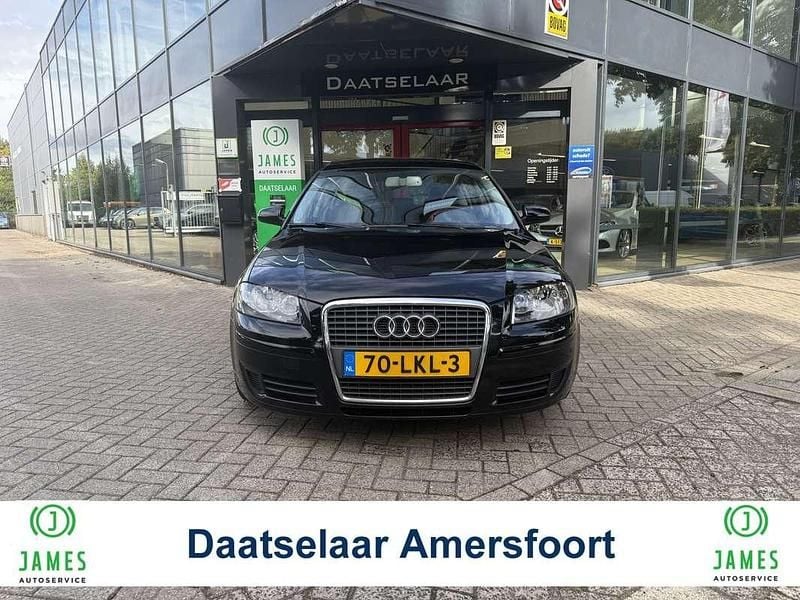 Zwart Gebruikt 2006 Audi A3 Sportback Hatchback | € 2.744 (Iets duurder) - Afbeelding 1/4