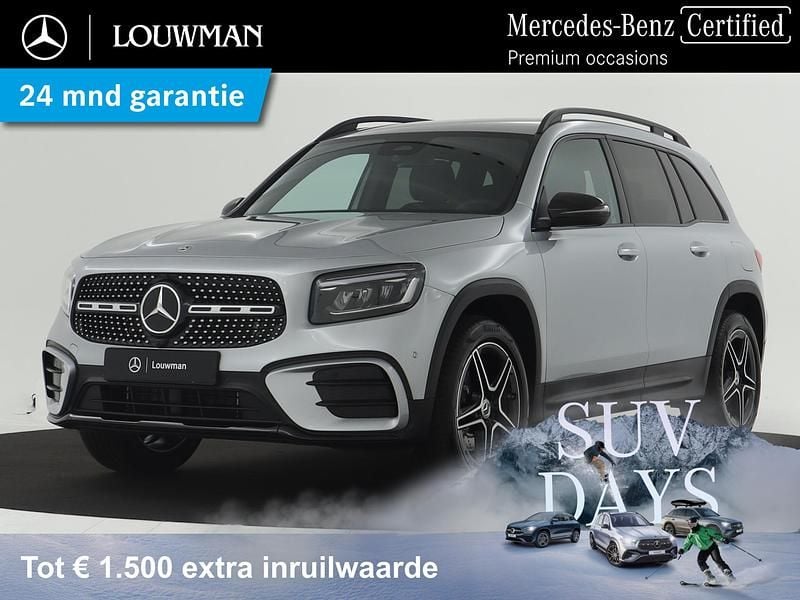 Zilver Gebruikt 2025 Mercedes GLB200 AMG line SUV | € 59.945 - Afbeelding 1/4