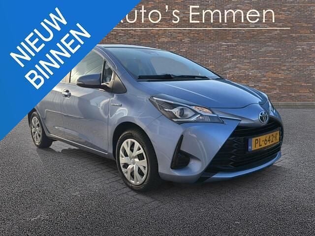Blauw Occasion 2017 Toyota Yaris Hatchback | € 10.999 (Goede deal) - Afbeelding 1/4