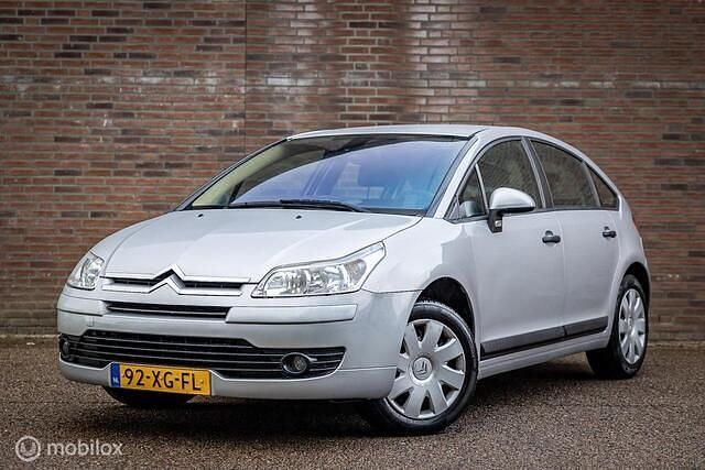 Grijs Gebruikt 2007 Citroën C4 Hatchback | € 1.990 (Goede deal) - Afbeelding 1/4