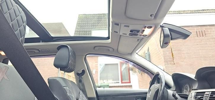 Occasion 2006 BMW 325 Stationwagen | € 5.500 (Super prijs) - Afbeelding 1/4