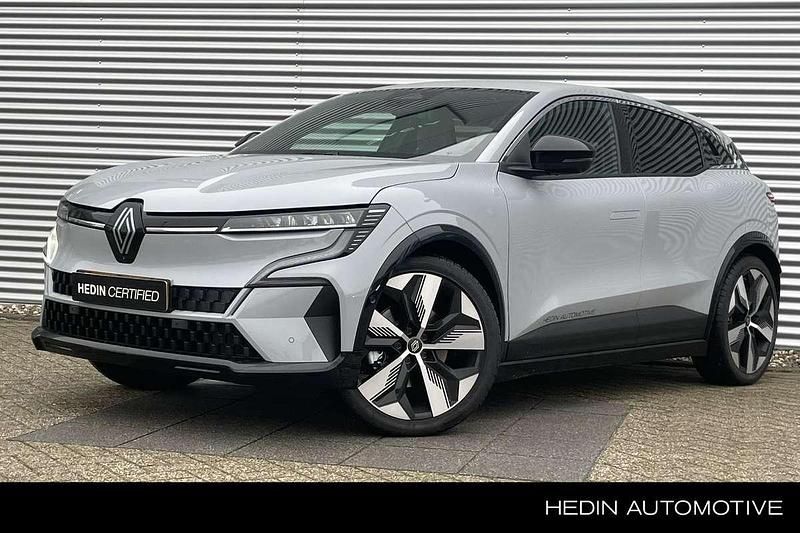 Grijs Nieuw 2025 Renault Megane E-Tech Iconic Hatchback | € 39.940 (Eerlijke prijs) - Afbeelding 1/3