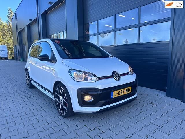 Wit Gebruikt 2018 VW up! Beats Hatchback | € 15.990 (Duur) - Afbeelding 1/4
