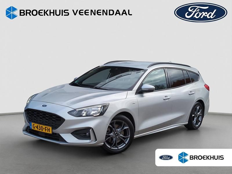 Grijs Gebruikt 2019 Ford Focus ST-Line Stationwagen | € 16.695 (Eerlijke prijs) - Afbeelding 1/4
