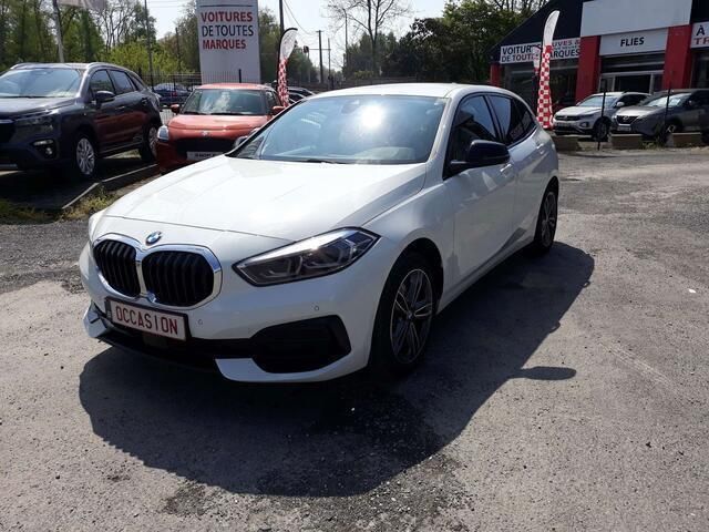 Wit Gebruikt 2022 BMW 118 Hatchback | € 24.000 (Eerlijke prijs) - Afbeelding 1/4