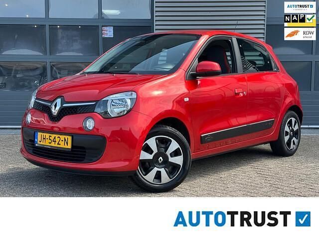 Rood Gebruikt 2016 Renault Twingo Collection Hatchback | € 8.350 (Eerlijke prijs) - Afbeelding 1/4