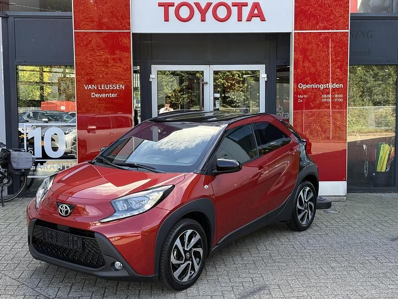 Overig Gebruikt 2024 Toyota Aygo X Pulse SUV | € 21.900 - Afbeelding 1/4