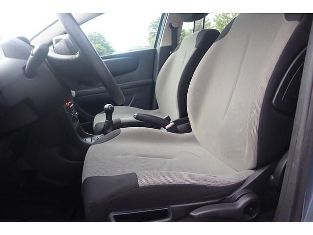 Occasion Citroën C4 Prestige 88 PK (64 kW) 2006 Grijs Hatchback