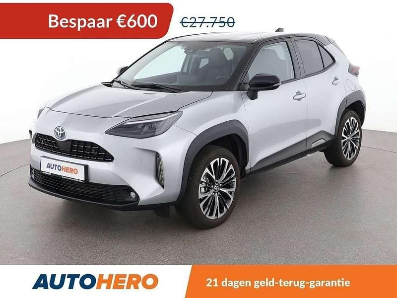 Grijs Gebruikt 2022 Toyota Yaris Cross SUV | € 26.749 (Eerlijke prijs) - Afbeelding 1/3