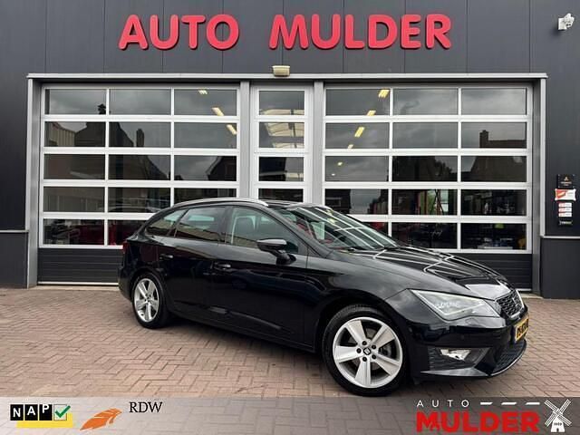 Zwart Gebruikt 2014 Seat Leon Business Stationwagen | € 11.950 (Iets duurder) - Afbeelding 1/3