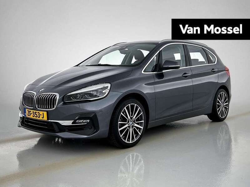 Grijs Gebruikt 2019 BMW 218 Active Tourer Executive MPV | € 19.900 (Eerlijke prijs) - Afbeelding 1/4