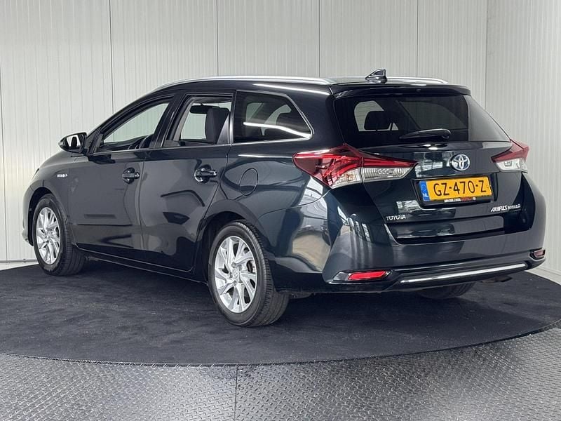 Occasion Toyota Auris Hybrid Trend 2015 Grijs Stationwagen