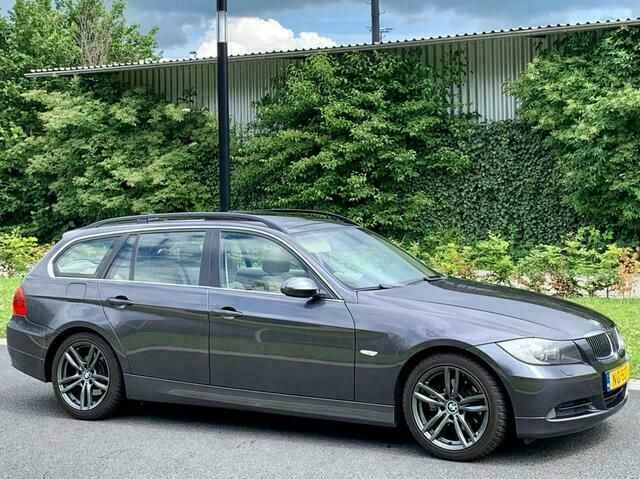 Occasion BMW 325 218 PK (160 kW) 2005 Grijs Stationwagen