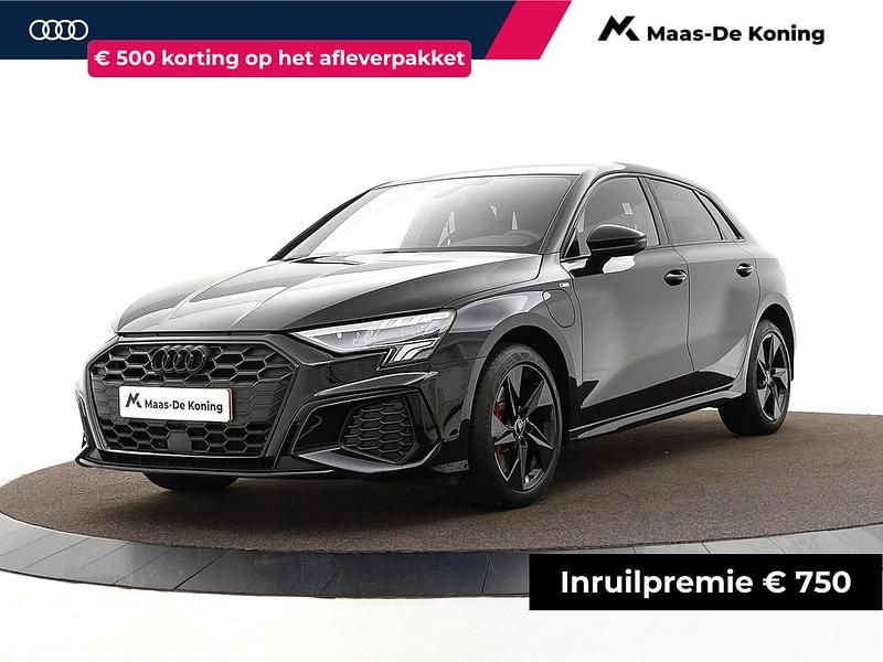 Zwart Gebruikt 2024 Audi A3 Sportback e-tron Competition Hatchback | € 34.880 (Goede deal) - Afbeelding 1/4