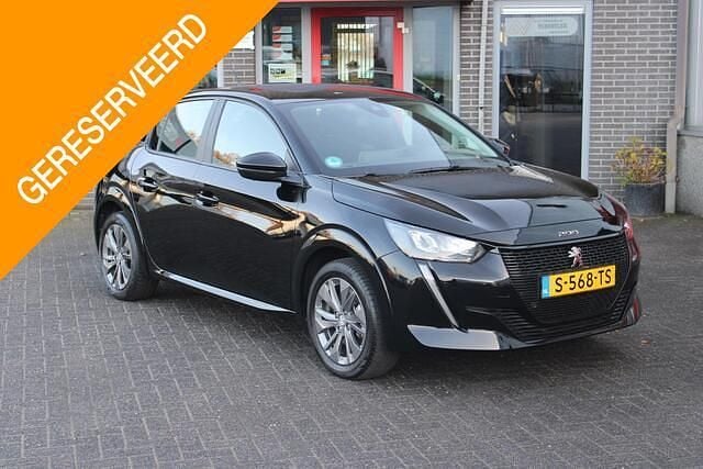 Zwart Gebruikt 2023 Peugeot e-208 Active Hatchback | € 15.250 (Super prijs) - Afbeelding 1/4