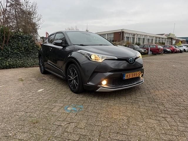 Occasion Toyota C-HR Executive 98 PK (72 kW) 2016 Grijs SUV