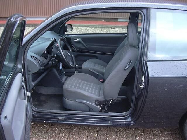 Occasion Seat Arosa Stella 60 PK (44 kW) 2004 Zwart Hatchback