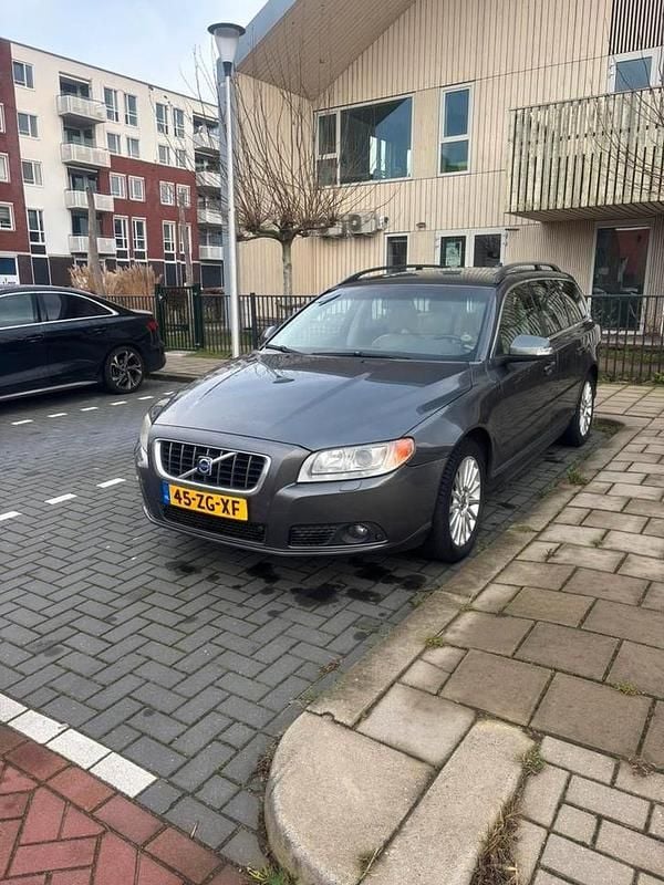 Occasion Volvo V70 Summum 238 PK (175 kW) 2008 Grijs Stationwagen