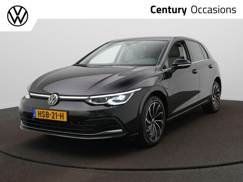 Zwart Gebruikt 2022 VW Golf VIII Style Hatchback | € 26.900 (Goede deal) - Afbeelding 1/4