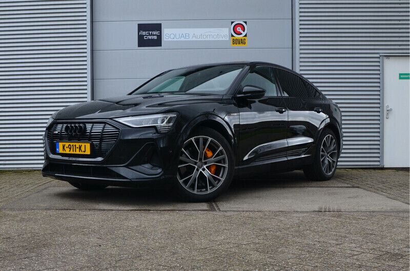 Zwart Gebruikt 2020 Audi e-tron Ambiente SUV | € 42.499 (Duur) - Afbeelding 1/4