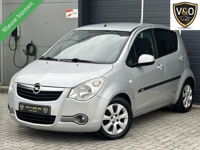 Grijs Gebruikt 2010 Opel Agila Edition Hatchback | € 2.999 (Eerlijke prijs) - Afbeelding 1/4