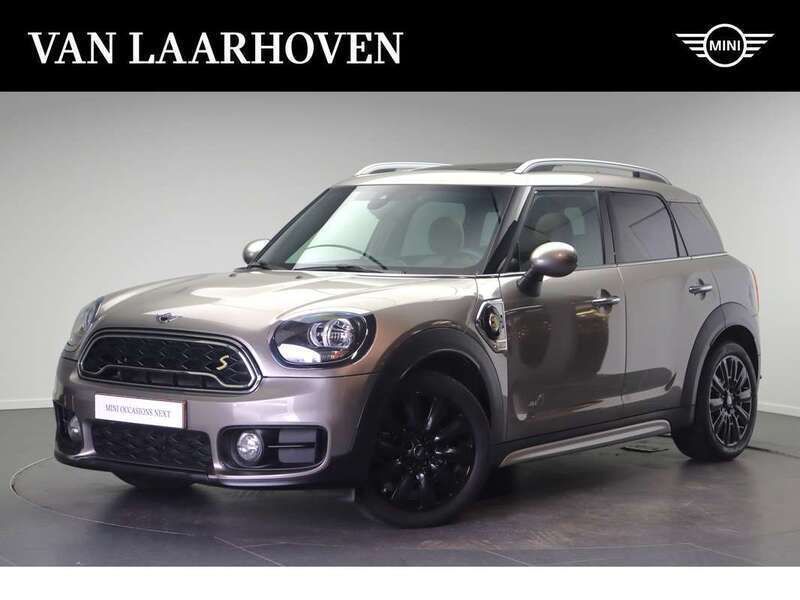Zilver, metallic lak Gebruikt 2017 Mini Cooper S Countryman SUV | € 21.950 (Eerlijke prijs) - Afbeelding 1/4