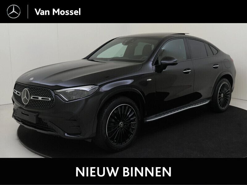 Zwart Nieuw 2025 Mercedes GLC300 Sport Edition Coupé | € 94.550 (Duur) - Afbeelding 1/4