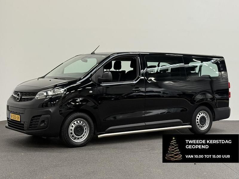 Zwart Gebruikt 2022 Opel Vivaro-e Combi Van | € 37.890 - Afbeelding 1/4
