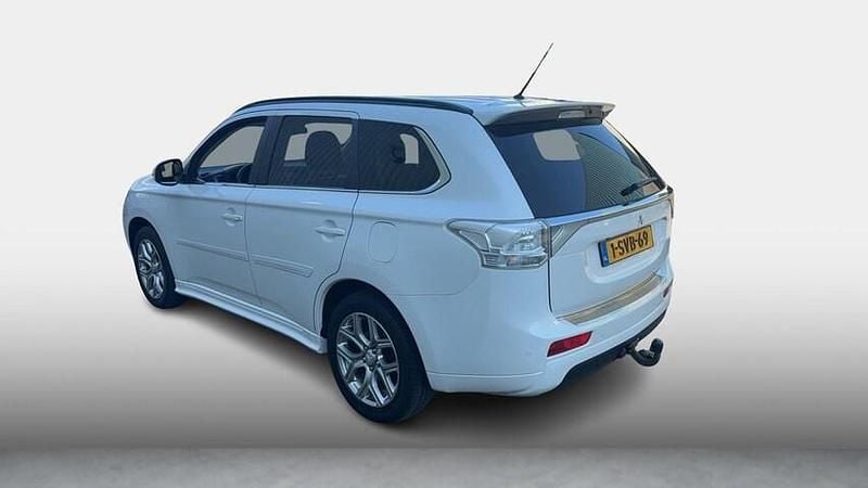 Occasion Mitsubishi Outlander P-HEV Instyle 2013 Wit SUV