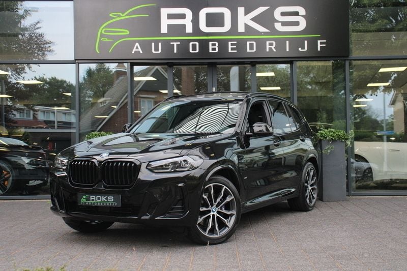 Zwart Gebruikt 2023 BMW X3 Executive SUV | € 54.950 (Eerlijke prijs) - Afbeelding 1/4