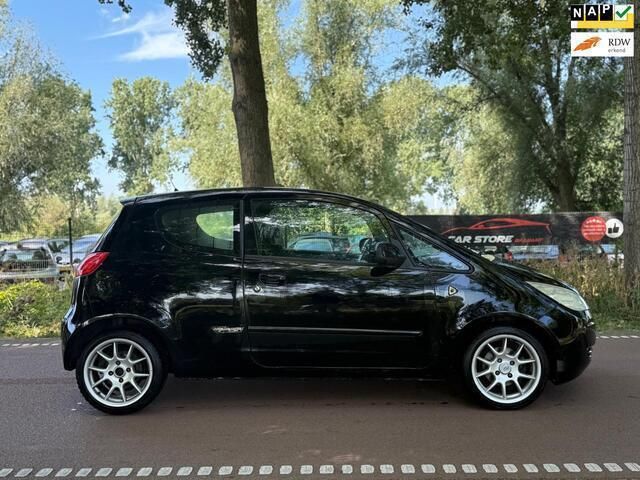 Zwart Gebruikt 2005 Mitsubishi Colt Invite Hatchback | € 1.199 (Eerlijke prijs) - Afbeelding 1/4
