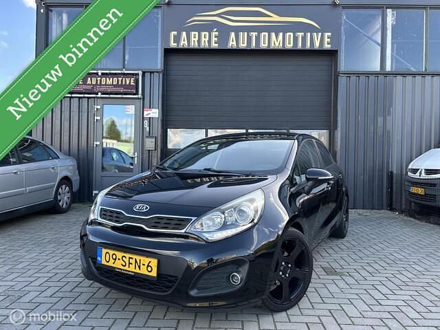 Zwart Gebruikt 2011 Kia Rio Comfort Hatchback | € 5.650 (Iets duurder) - Afbeelding 1/4