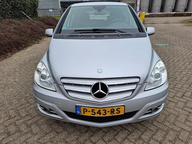 Occasion Mercedes B180 Business 116 PK (85 kW) 2011 Grijs MPV