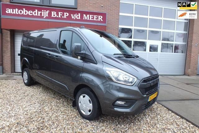 Grijs Gebruikt 2021 Ford Transit Custom Trend Van | € 17.950 (Eerlijke prijs) - Afbeelding 1/4