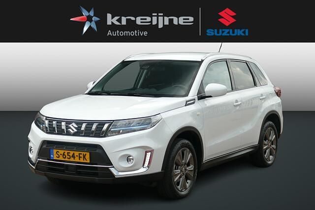 Wit Gebruikt 2023 Suzuki Vitara SUV | € 26.425 (Eerlijke prijs) - Afbeelding 1/4