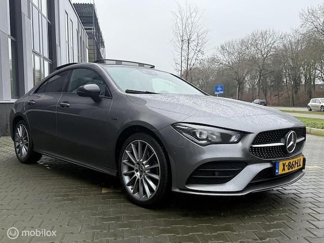 Occasion Mercedes CLA250e AMG line 2020 Grijs Sedan