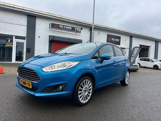 Occasion Ford Fiesta Titanium 80 PK (58 kW) 2013 Blauw Hatchback
