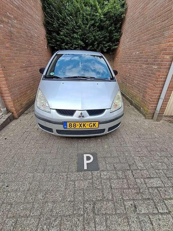 Grijs Gebruikt 2007 Mitsubishi Colt Stationwagen | € 1.950 - Afbeelding 1/4