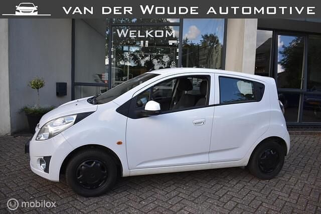 Wit Gebruikt 2010 Chevrolet Spark LS Hatchback | € 3.950 (Eerlijke prijs) - Afbeelding 1/4