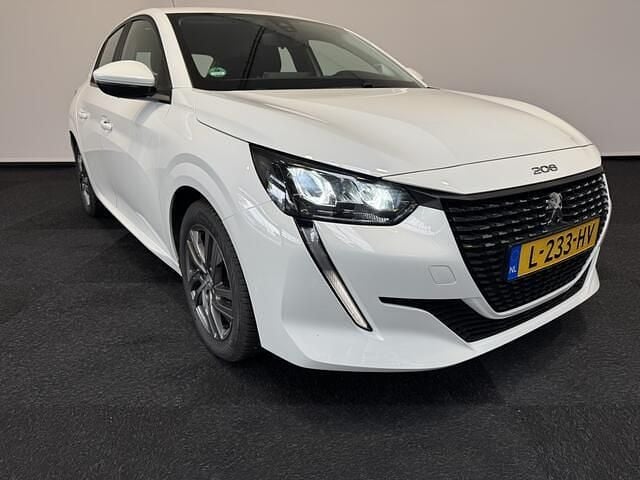 Wit Gebruikt 2021 Peugeot 208 Active Hatchback | € 11.900 (Goede deal) - Afbeelding 1/4