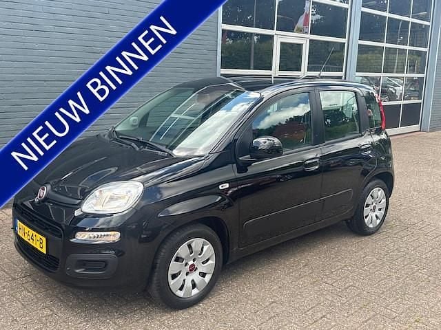 Zwart Gebruikt 2015 Fiat Panda Hatchback | € 6.950 (Goede deal) - Afbeelding 1/4