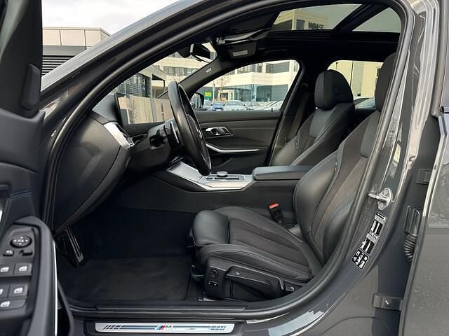 Occasion BMW 320 M Sport 189 PK (139 kW) 2023 Grijs (metallic) Stationwagen