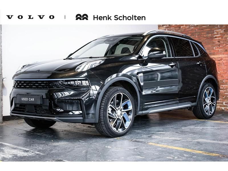 Zwart Gebruikt 2021 Lynk & Co 01 SUV | € 23.750 (Eerlijke prijs) - Afbeelding 1/4
