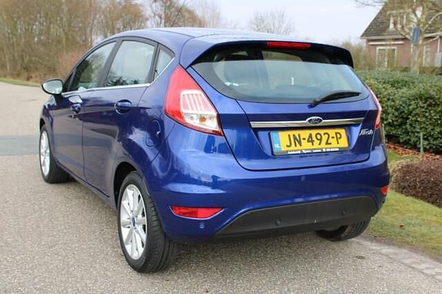 Occasion Ford Fiesta Titanium 80 PK (58 kW) 2016 Blauw Hatchback