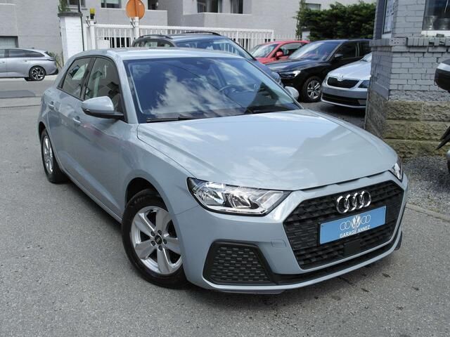 Occasion Audi A1 Attraction 2023 Grijs Hatchback
