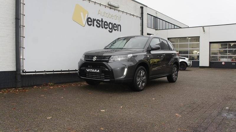 Occasion Suzuki Vitara 129 PK (94 kW) 2025 Grijs (metallic) SUV