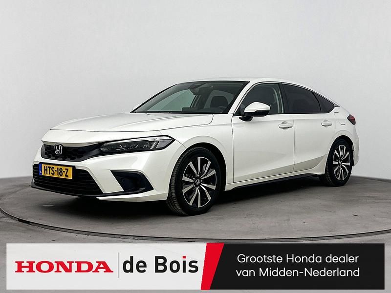 Wit Occasion 2025 Honda Civic Elegance Hatchback | € 35.895 (Eerlijke prijs) - Afbeelding 1/4