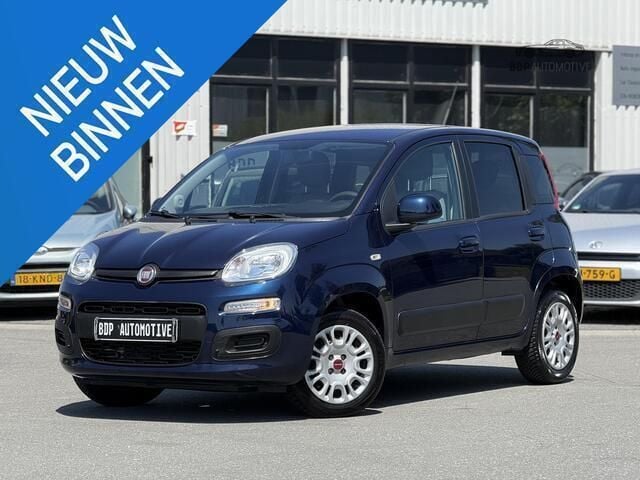 Blauw Gebruikt 2012 Fiat Panda Lounge Hatchback | € 7.199 (Eerlijke prijs) - Afbeelding 1/4